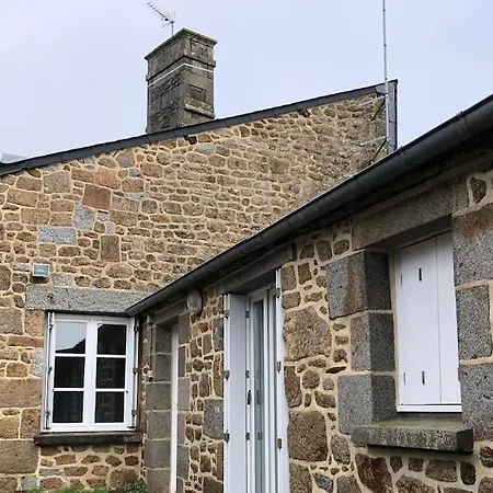 Location Saisonniere A Cogles Hébergement de vacances